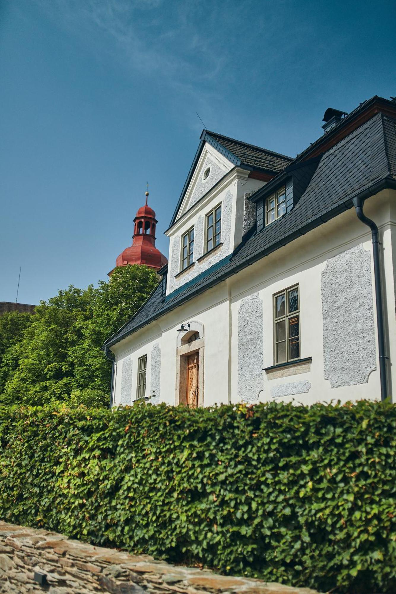 Barokni Kaplanka 1796 A. D. - Luxusni Apartmany V Ceskem Raji Zelezny Brod Экстерьер фото