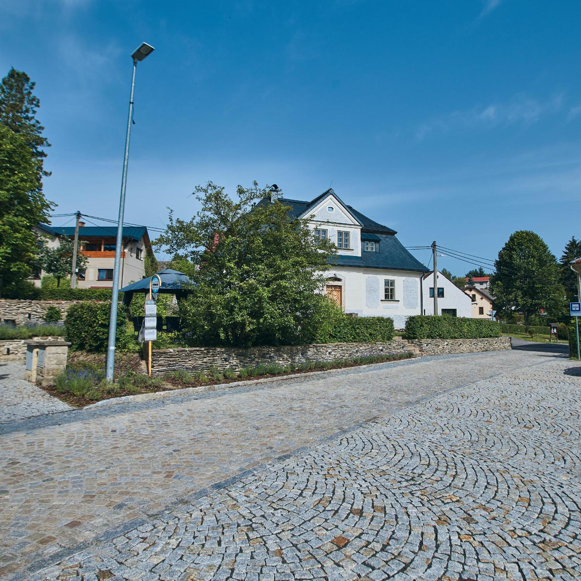 Barokni Kaplanka 1796 A. D. - Luxusni Apartmany V Ceskem Raji Zelezny Brod Экстерьер фото